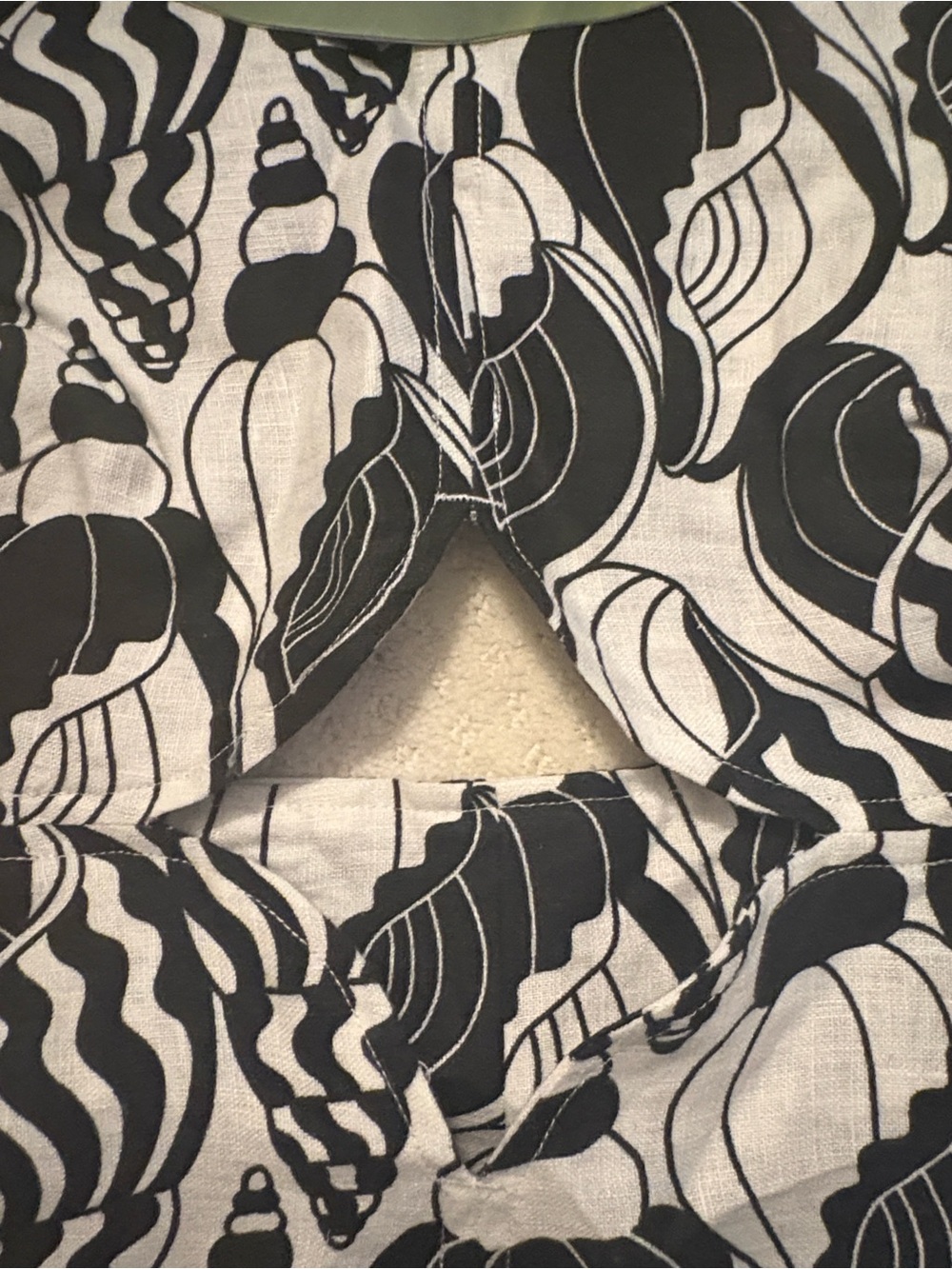 FARM Rio Black & White Cutout Halter Mini Dress - Picture 3 of 6
